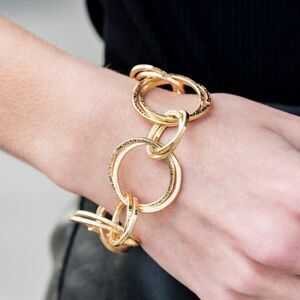 gold tone interlocking rings bracelet